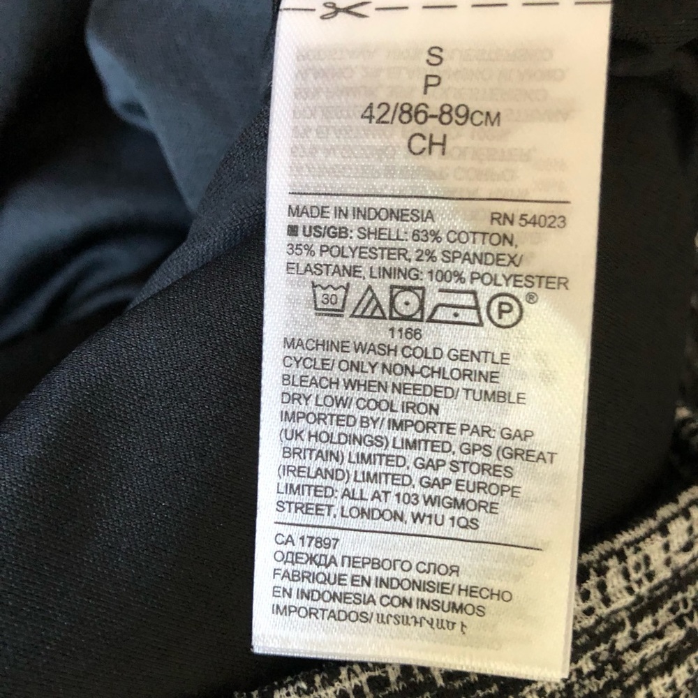 BANANA REPUBLIC WOMEN’S SLEEVELESS TOP - Picture 3 of 4